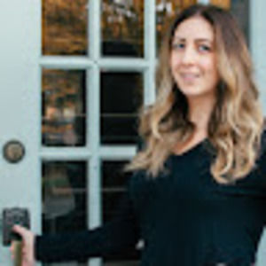 Meet your Posher, Lisa